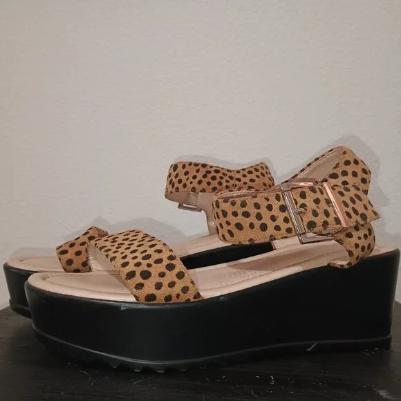 J.Adams Surf--Cheetah Print - Picture 3 of 7